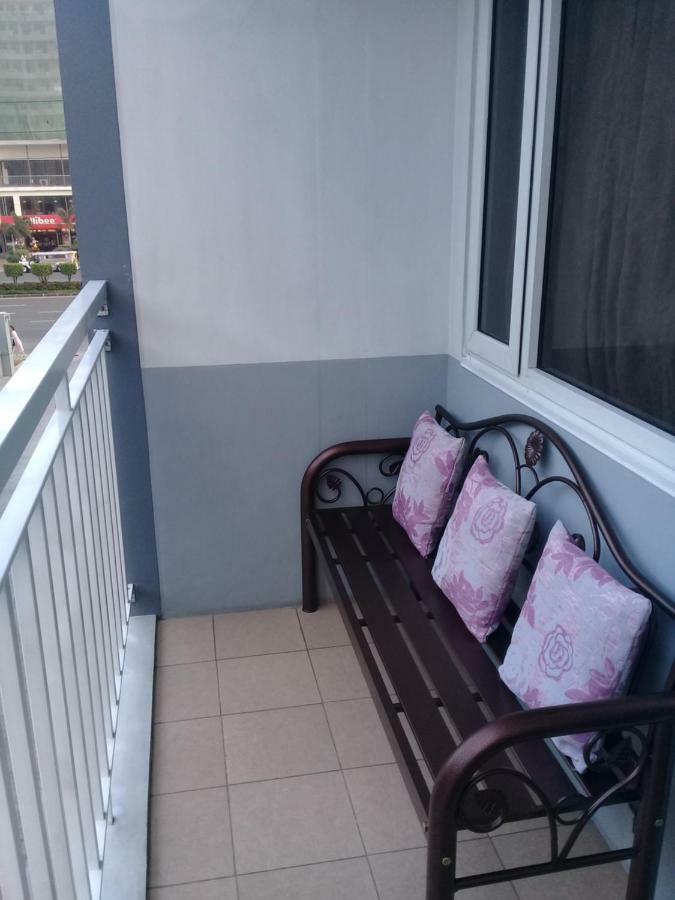 Staycation Dream Condotel マニラ市 エクステリア 写真